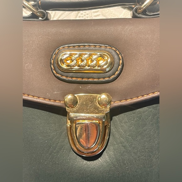 Vintage Veneta Dark Green and Brown Leather Shoulder Hand Bag with Gold Hardware - Picture 7 of 16